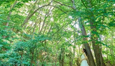 【緑に囲まれたお庭で海外映画のようなガーデンW】ガーデン挙式やBBQも◎