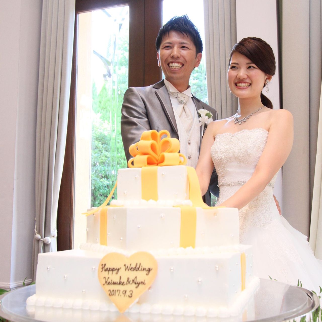 披露宴パーティのカバー写真