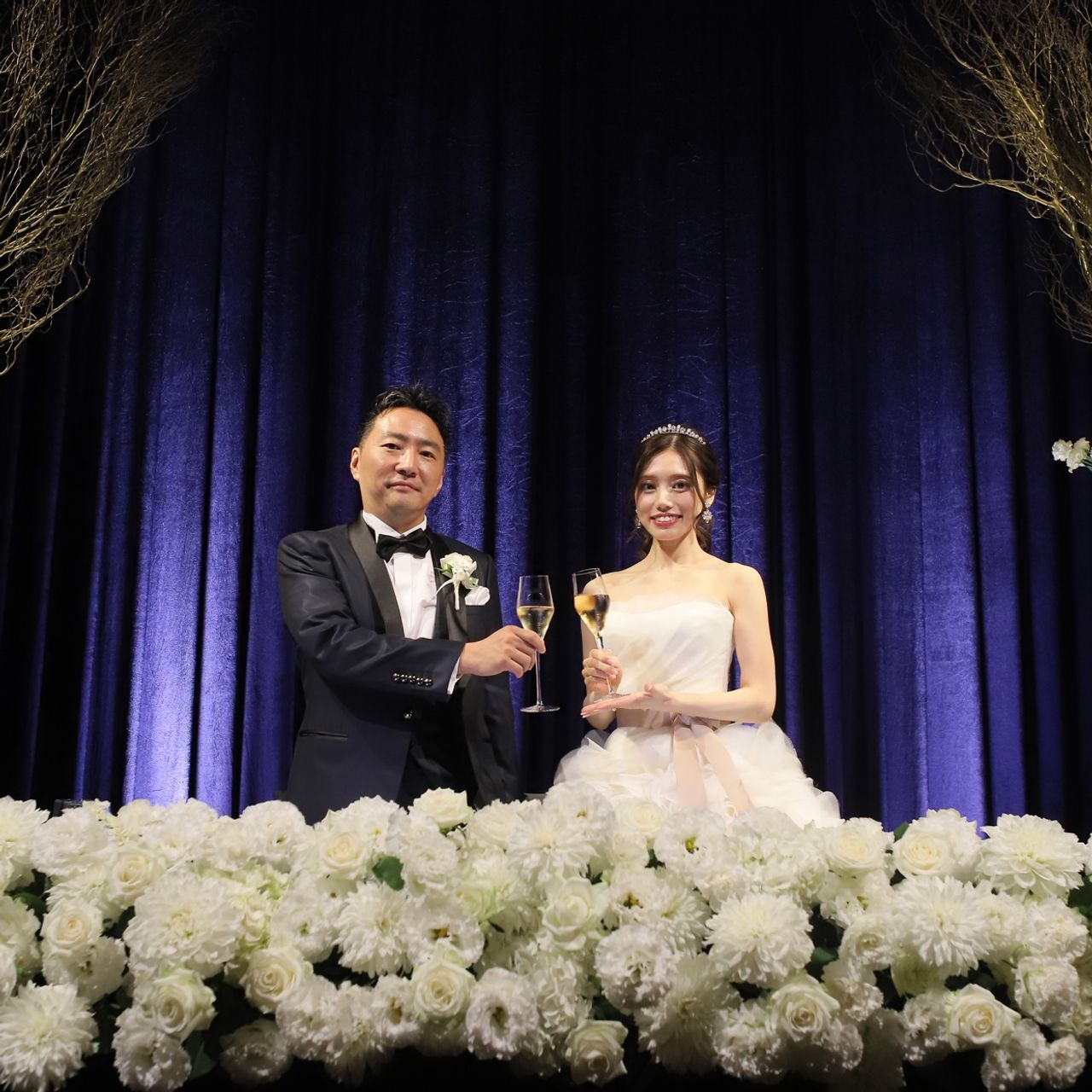 披露宴パーティのカバー写真