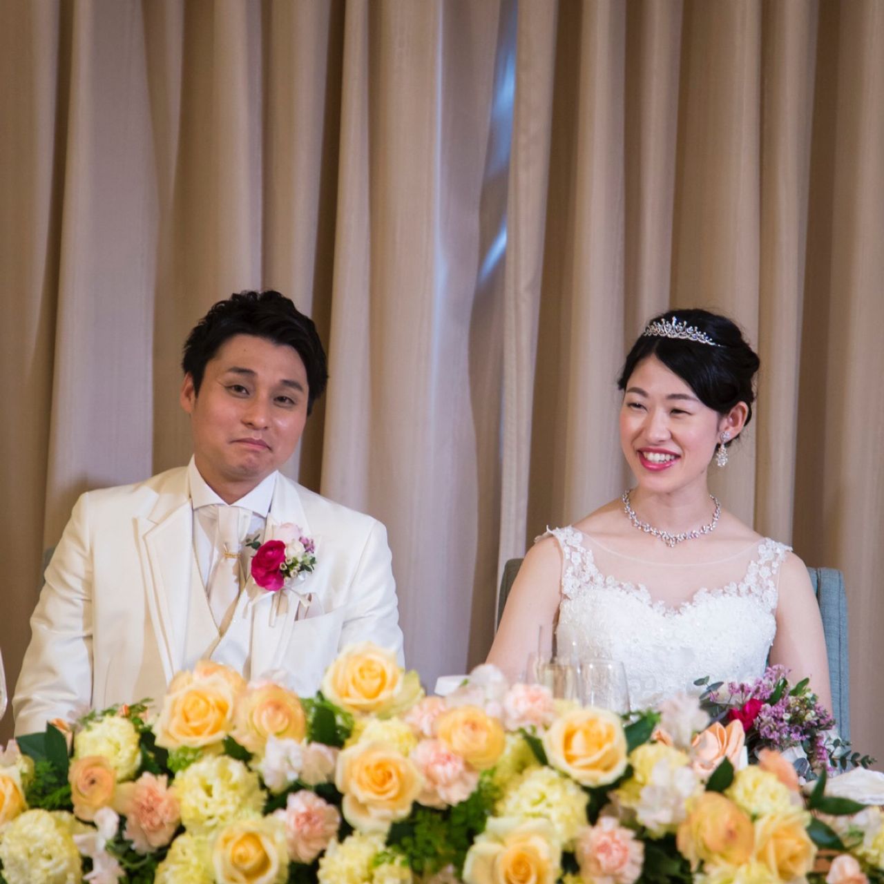 披露宴パーティのカバー写真