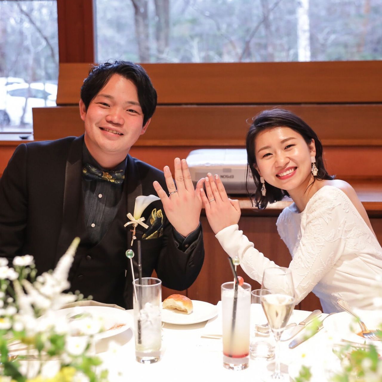 披露宴パーティのカバー写真