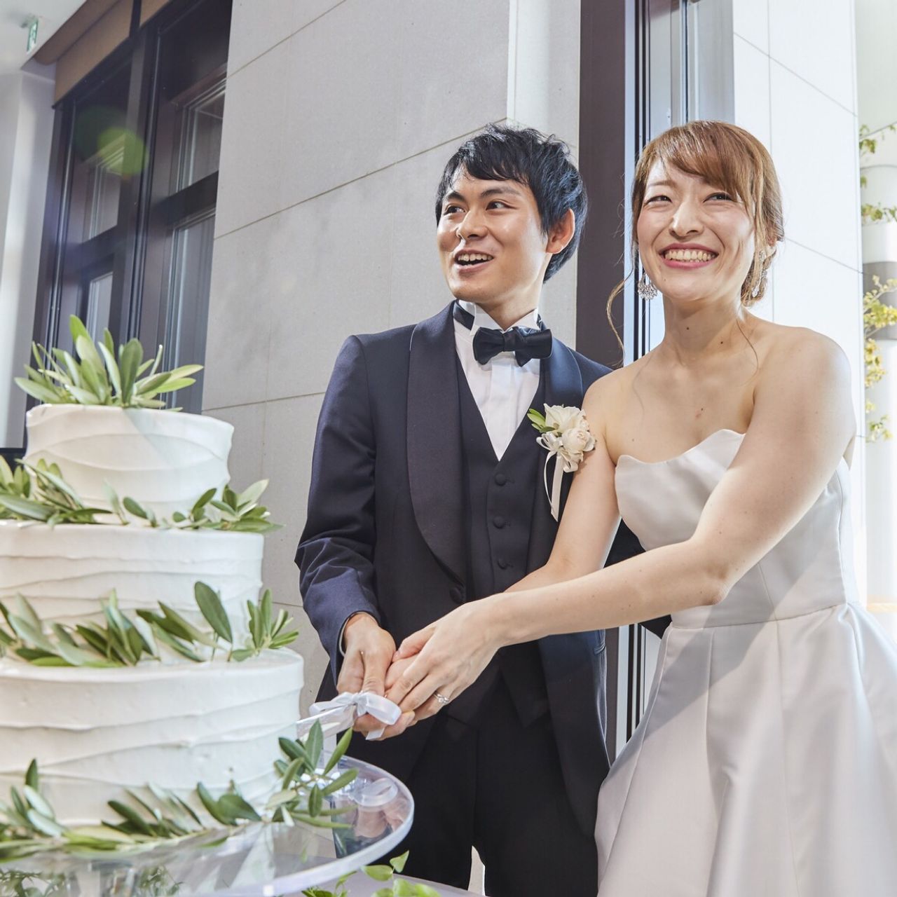 披露宴パーティのカバー写真