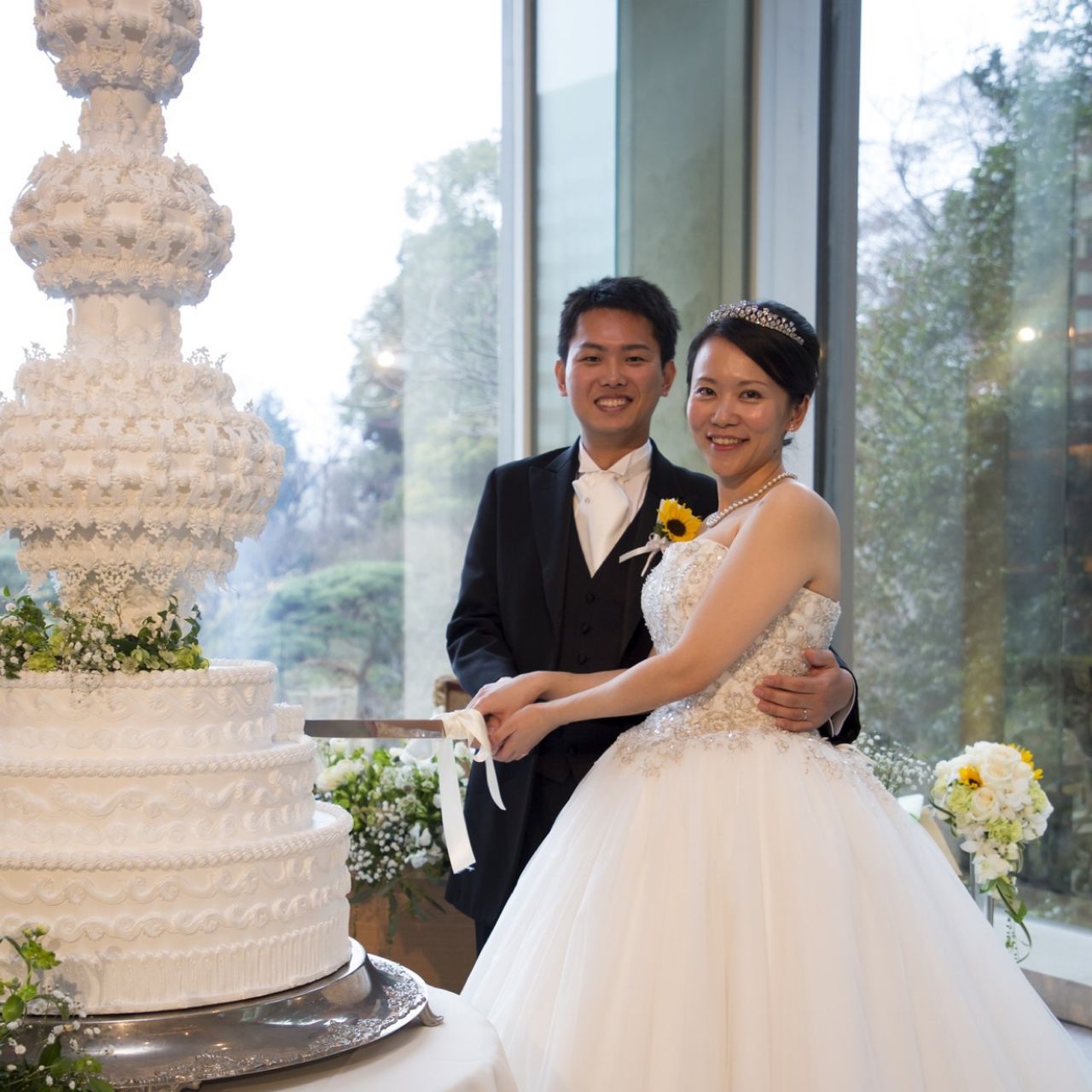 披露宴パーティのカバー写真