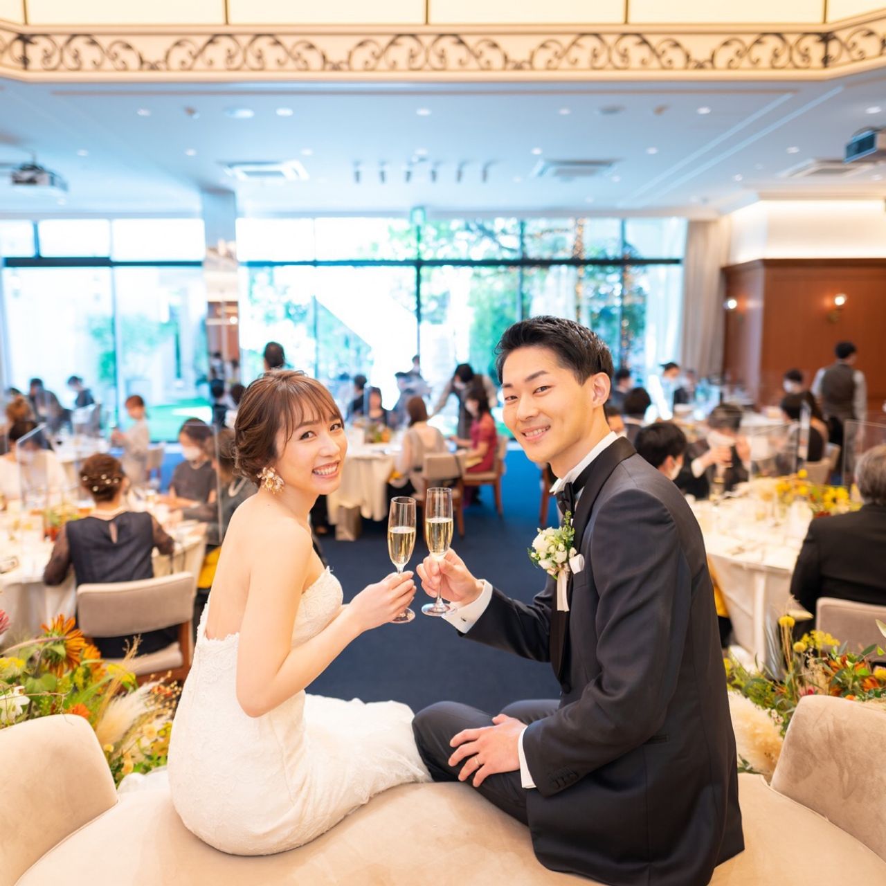 披露宴パーティのカバー写真