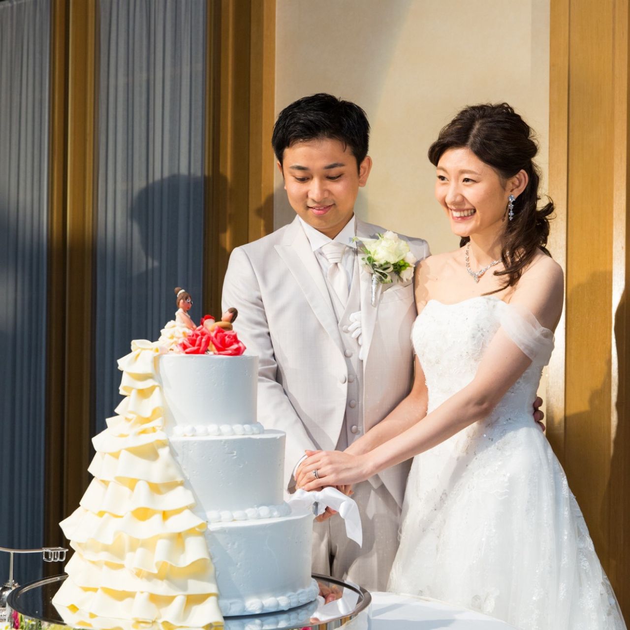 披露宴パーティのカバー写真