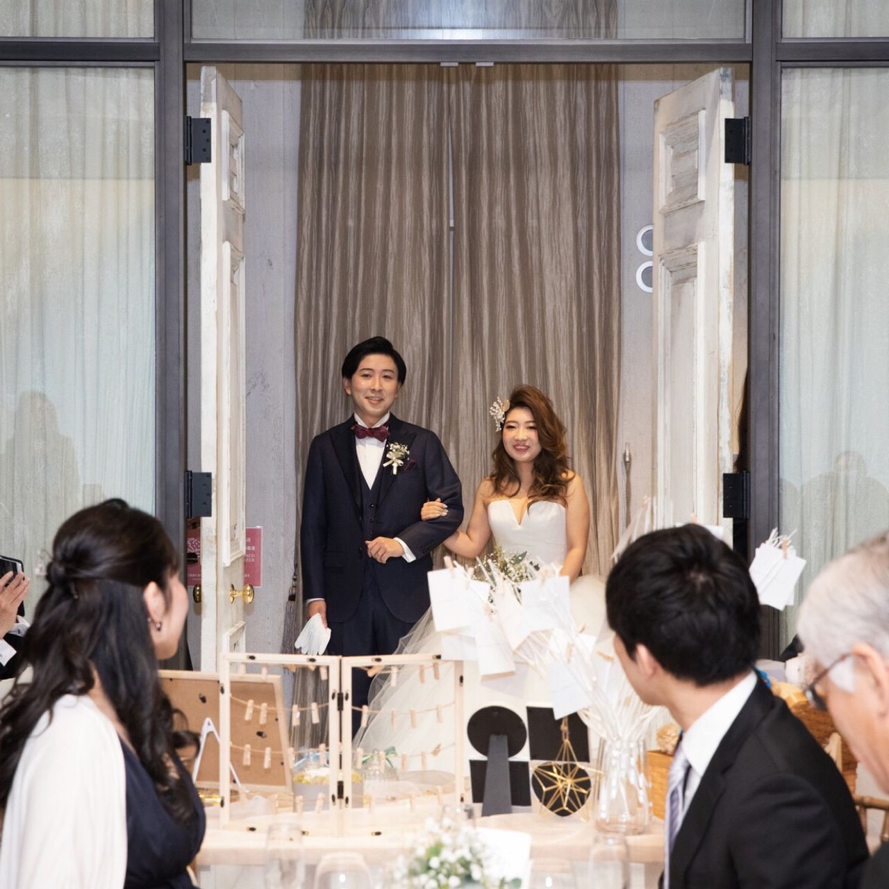 披露宴パーティのカバー写真