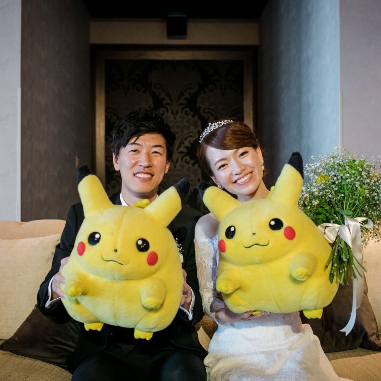 披露宴パーティのカバー写真