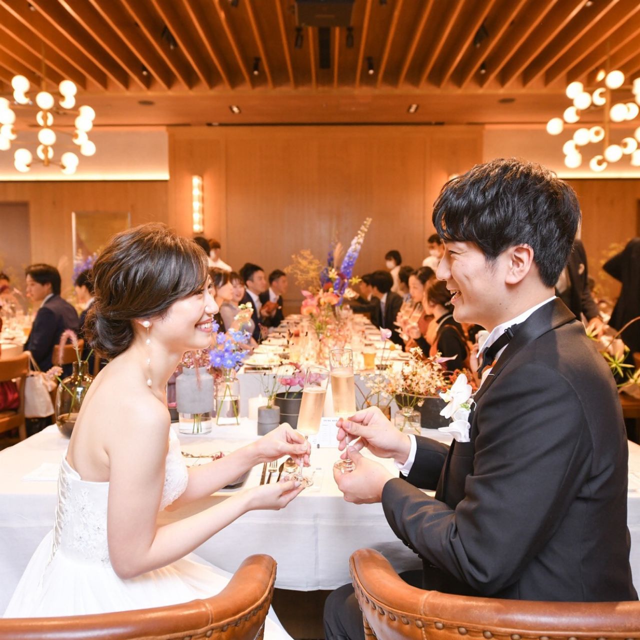 披露宴パーティのカバー写真