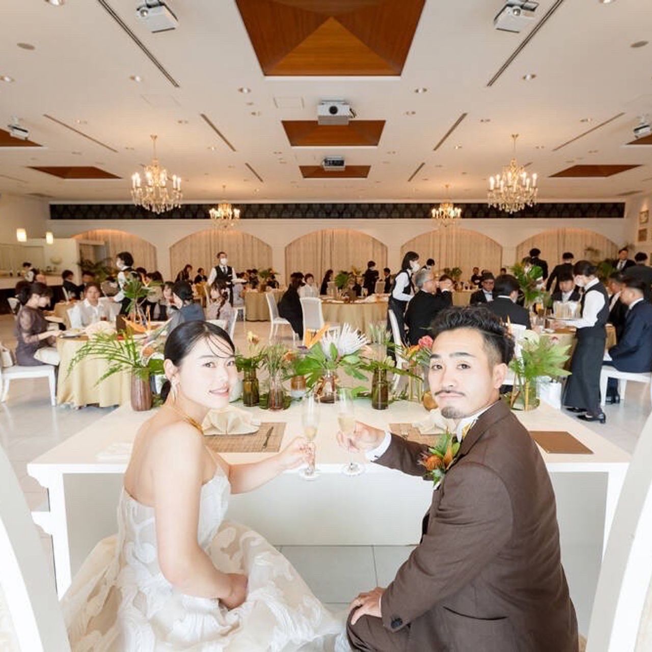 披露宴パーティのカバー写真