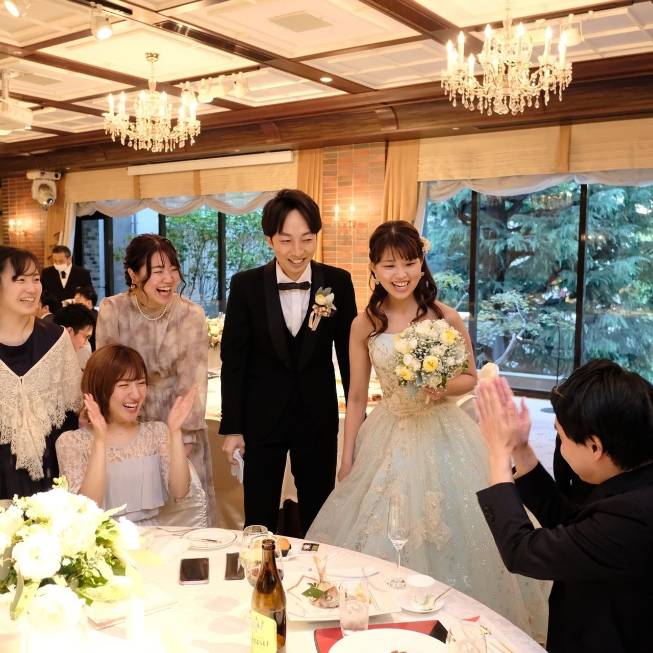 披露宴パーティのカバー写真