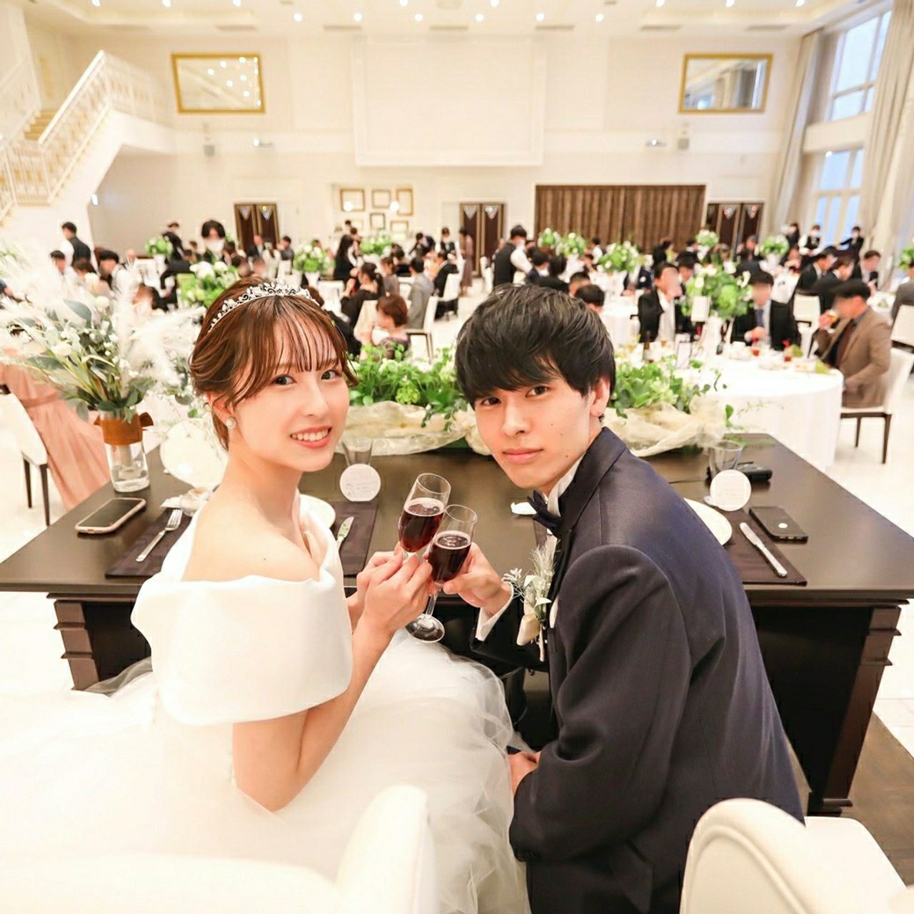 披露宴パーティのカバー写真