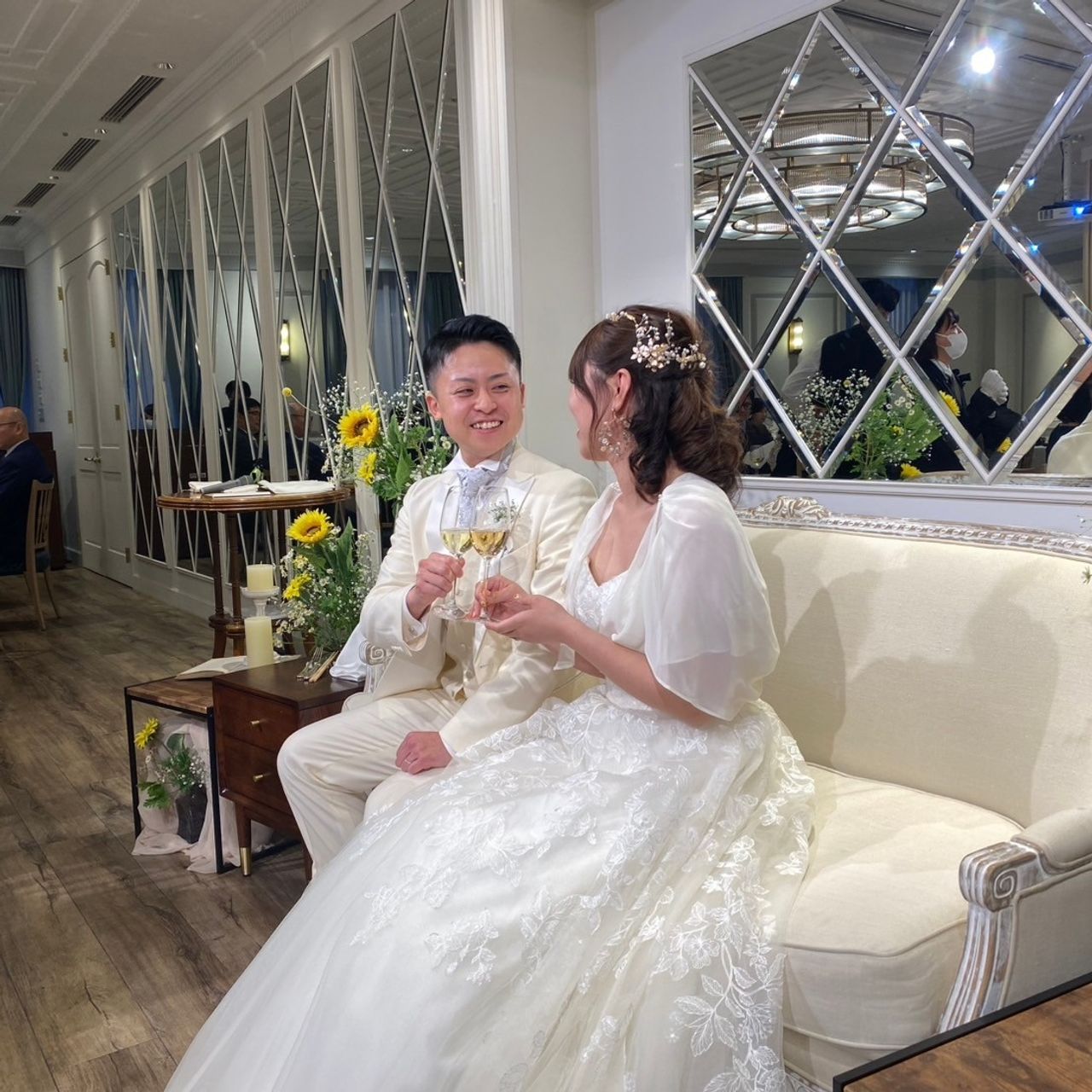 披露宴パーティのカバー写真