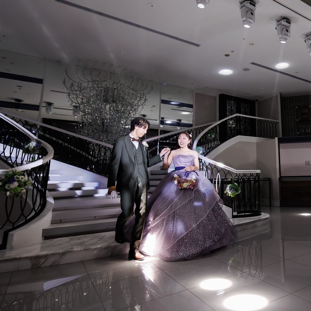 披露宴パーティのカバー写真