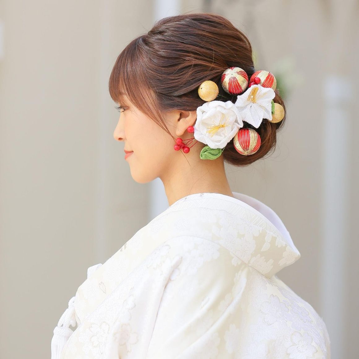 赤と金色の丸い玉の飾りは、小倉の「ナカノテツ」という手芸屋さん？で購入しました！✨