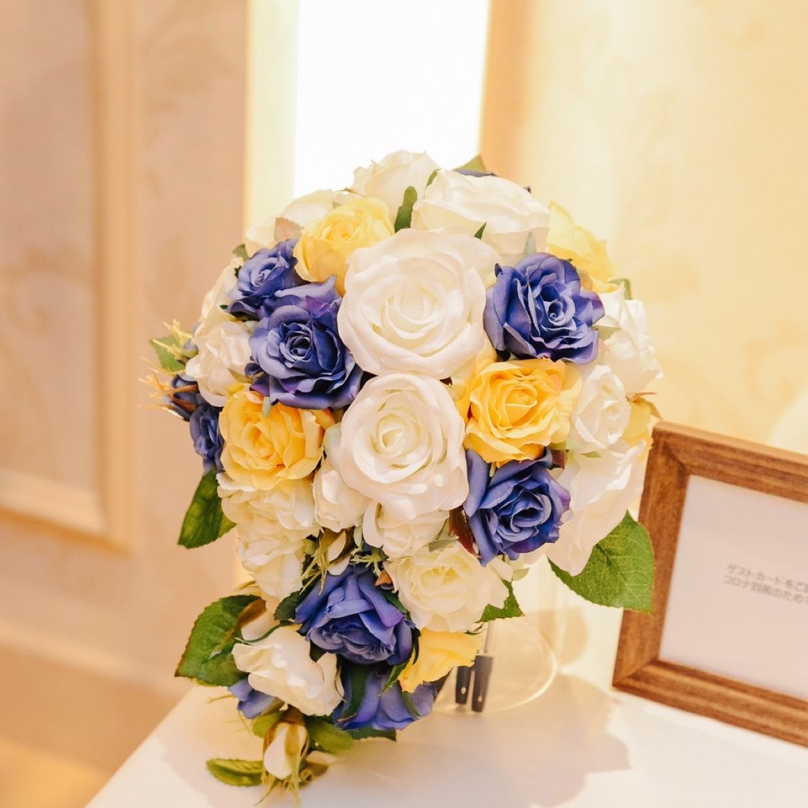 カラードレスのネイビーに合わせて💐