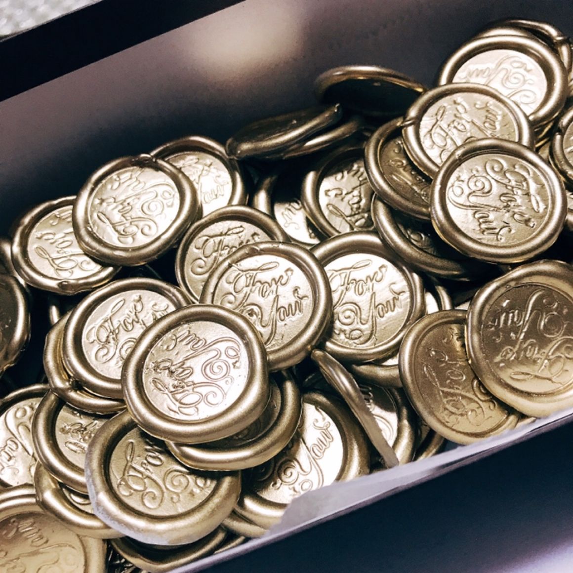 グルーガンでシーリングスタンプ♡