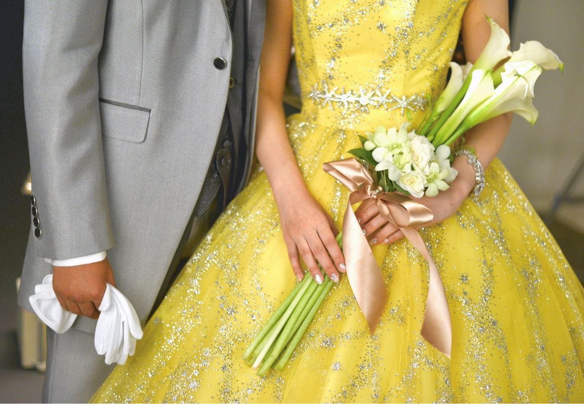 ブーケはラグジュアリー、大人っぽさを意識してカラーを合わせました。