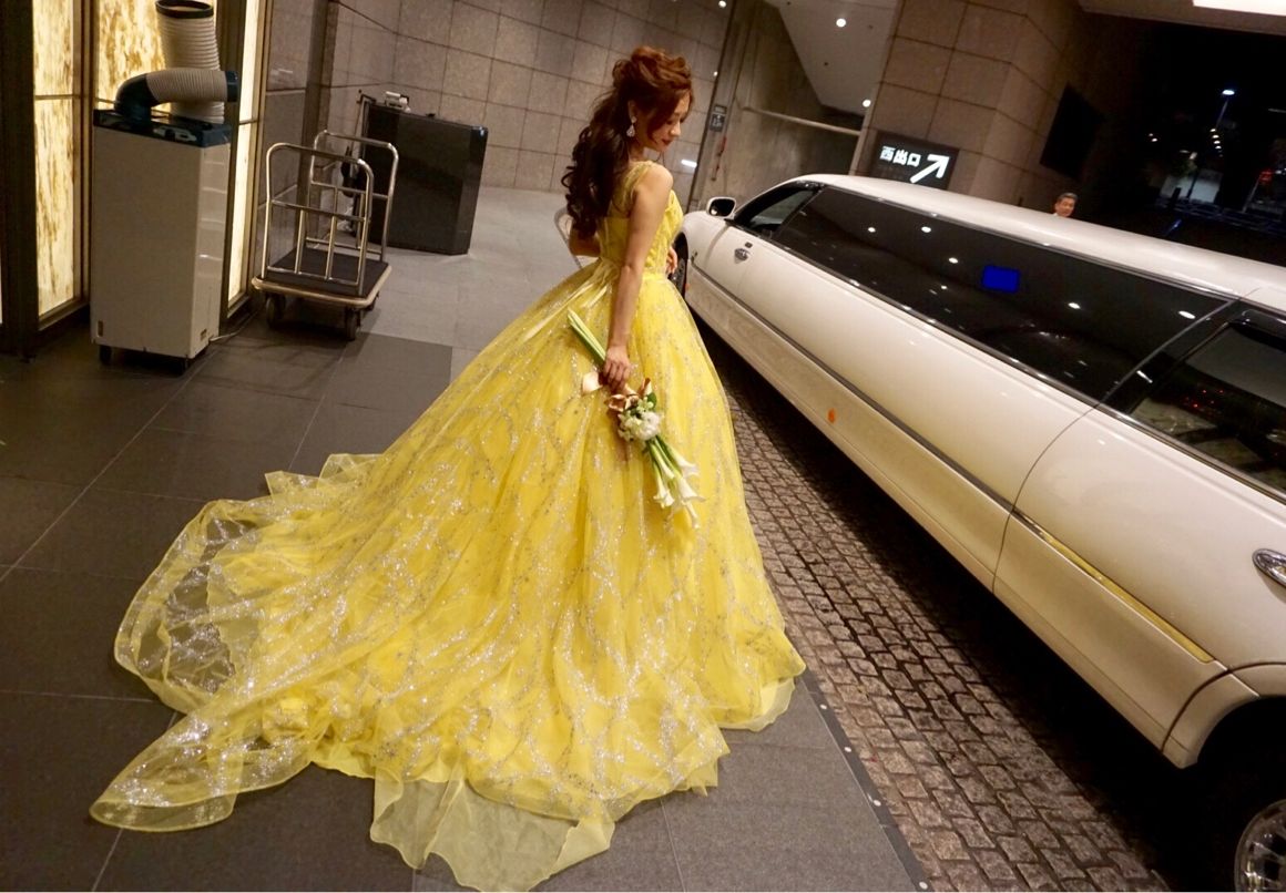 二次会をやらない代わりにリムジンでafter partyを！
