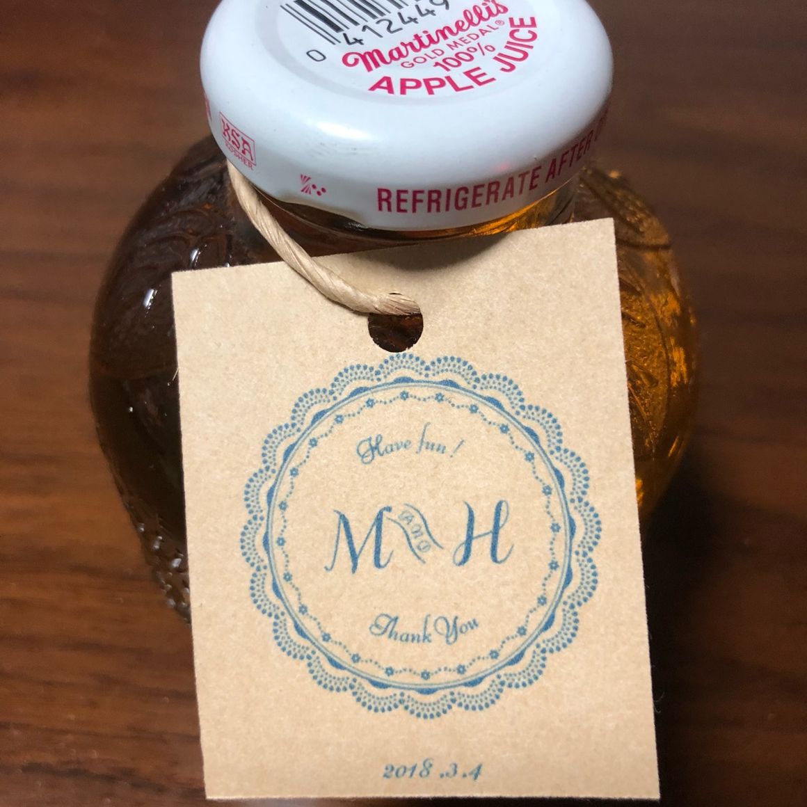 プチギフト はマルティネリに?
新郎の手作りです。