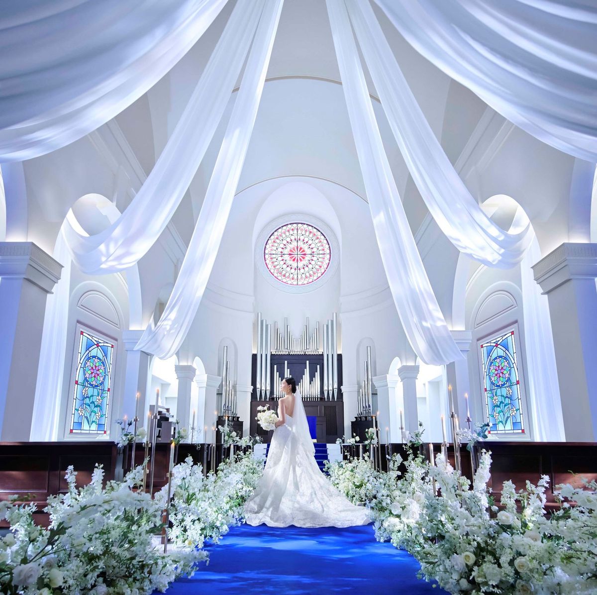 アニヴェルセル 江坂(新大阪)の公式写真1枚目