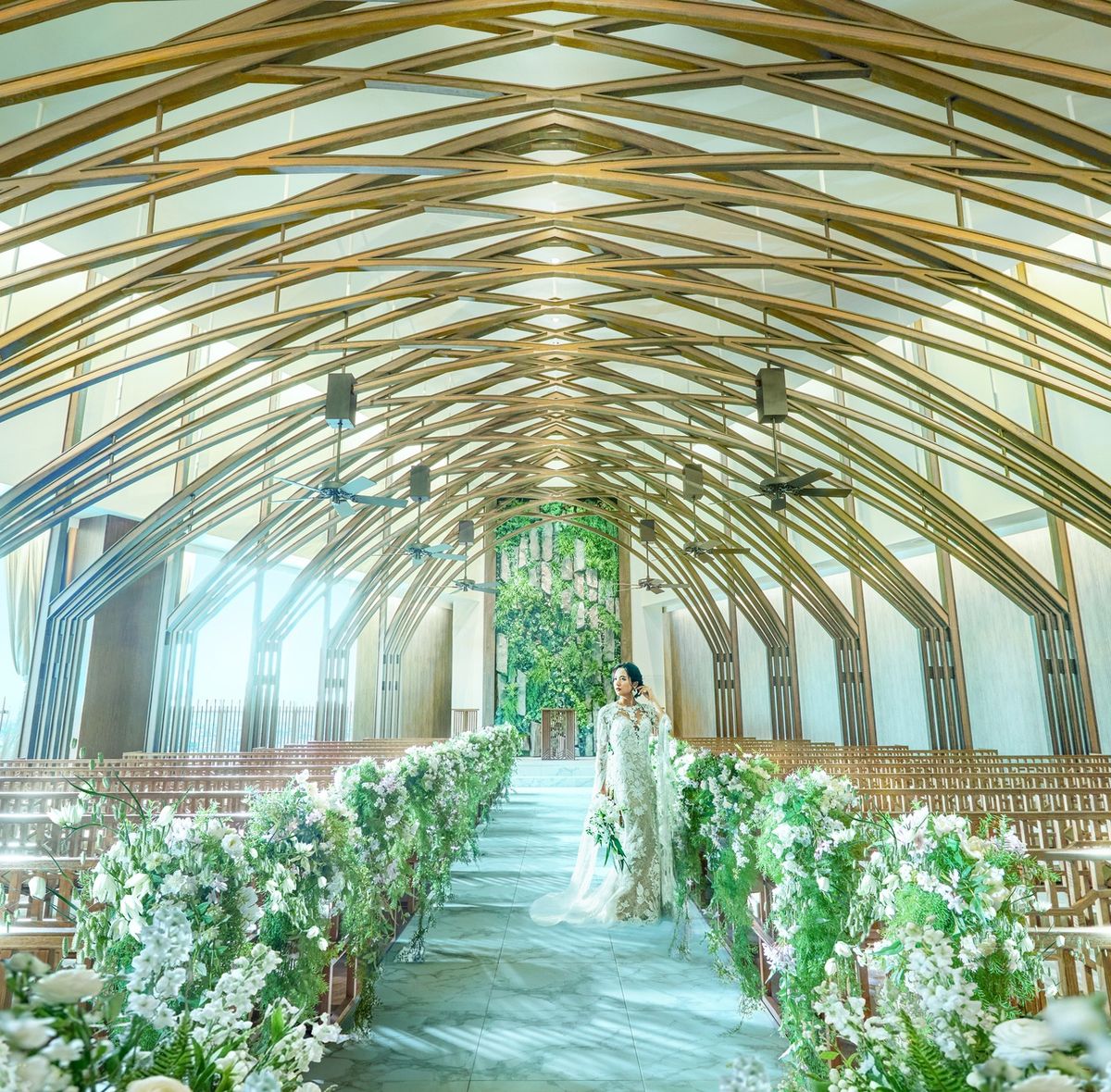 ラソールガーデン熊本（LAZOR GARDEN KUMAMOTO）の公式写真1枚目