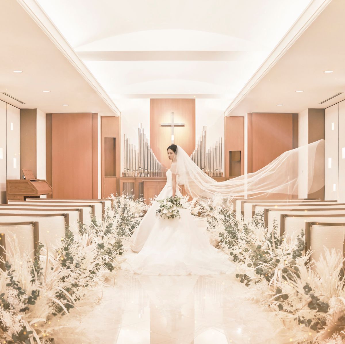 セントアクアチャペル横浜駅の公式写真1枚目