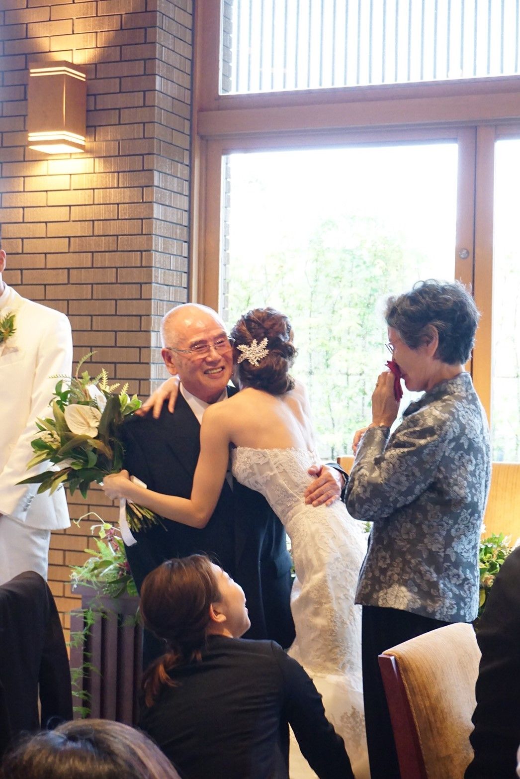 結婚式に参列できない祖父母へ 感謝の気持ちを伝える方法 結婚式準備はウェディングニュース