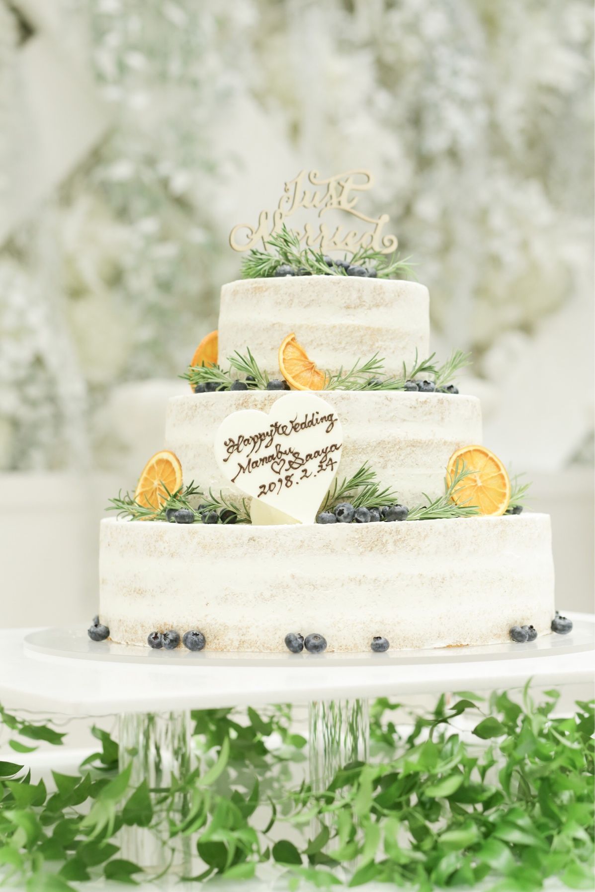 ナチュラル感が素敵 グリーンや花を使ったウェディングケーキ10選 結婚式準備はウェディングニュース