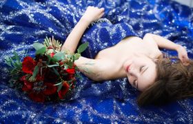 ネイビー×ゴールドがテーマカラーのウェディング画像35枚＊のアイキャッチ画像