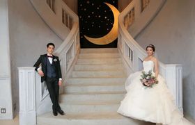 宝石みたいにキラキラ♡【スター】がテーマのウェディング☆*:.◦.のアイキャッチ画像