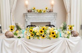 【ひまわり×イエロー×ブラウン】で落ち着きと華やかさのある大人ウェディングに♡のアイキャッチ画像