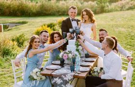 主賓って何する人？誰に頼むの？　頼み方とマナーをご紹介♪のアイキャッチ画像