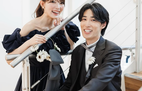 タキシードは結婚式の雰囲気に合ったものを！新郎におすすめの色やコーデを紹介のアイキャッチ画像