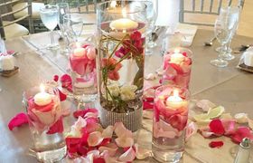 サブマージフラワーって何?結婚式に取り入れたいアイデア10選のアイキャッチ画像