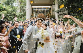 結婚式費用の平均相場はいくら？自己負担額の計算・内訳・節約術までお金の疑問を全て解決♡のアイキャッチ画像