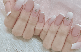 花嫁様におすすめしたい！グラデーションネイルデザイン集のアイキャッチ画像