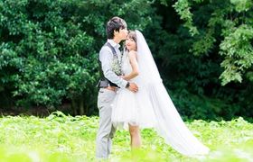 ミニ・ミモレ丈のウェディングドレスに♡おすすめの髪型20選のアイキャッチ画像