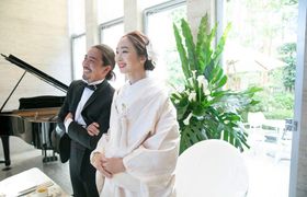 結婚式場をジャスマック八雲に決めた理由!迷った式場はどこ?chino_weddingさんにインタビュー♡のアイキャッチ画像