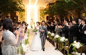 結婚式をザ ストリングス 表参道に決めた理由！迷った式場はどこ？lieさんにインタビュー♡″のアイキャッチ画像