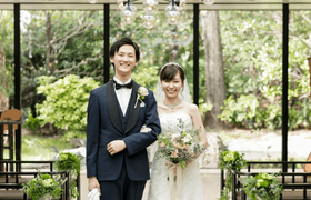 結婚式場をザ・ガーデンオリエンタル大阪に決めた理由!迷った式場はどこ?kuniarisa1224さんにインタビュー♡のアイキャッチ画像