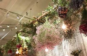 大人気!「スワッグ」とは?簡単にできる作り方*おしゃれな飾り方&デザイン10選のアイキャッチ画像