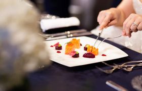 結婚式の食事はこれで失敗なし！フランス料理の基本テーブルマナー教えます＊のアイキャッチ画像