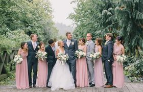 結婚式お呼ばれにロングドレスはマナー違反?おすすめの通販・レンタルできるサイトも紹介*のアイキャッチ画像