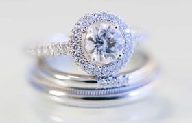 最高級ダイヤGRAFF(グラフ)の婚約・結婚指輪の人気デザインと実際に購入した先輩花嫁の口コミまとめのアイキャッチ画像