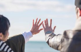 結婚指輪を手作りするなら?デザイン・価格・素材・コスパは?など気になること人気工房に聞いてみた!のアイキャッチ画像