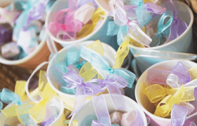 写真映え抜群♡《リボンシャワー》の材料＆簡単DIY完全ガイド！のアイキャッチ画像