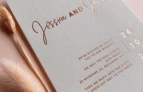 実は自分でできる！【箔押し】ペーパーアイテム♡DIY方法とおすすめアイテム＊のアイキャッチ画像