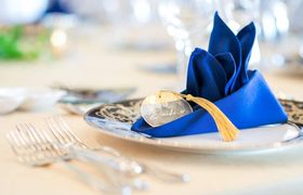 結婚式のテーブルナプキン♡おしゃれ＆かわいい折り方24選のアイキャッチ画像