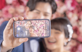 ムービー共有は【結婚式LINEメーカー】がめちゃ便利♡YouTubeへの動画アップロード方法を大解説!のアイキャッチ画像