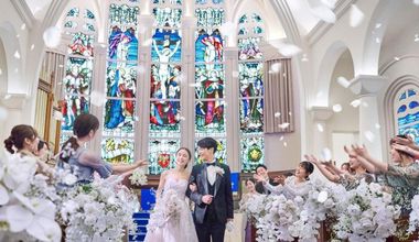 【12/7迄がお得】最大150万優待＝憧れのドレスが最大2着無料×初見学で本格大聖堂の感動挙式が全額無料